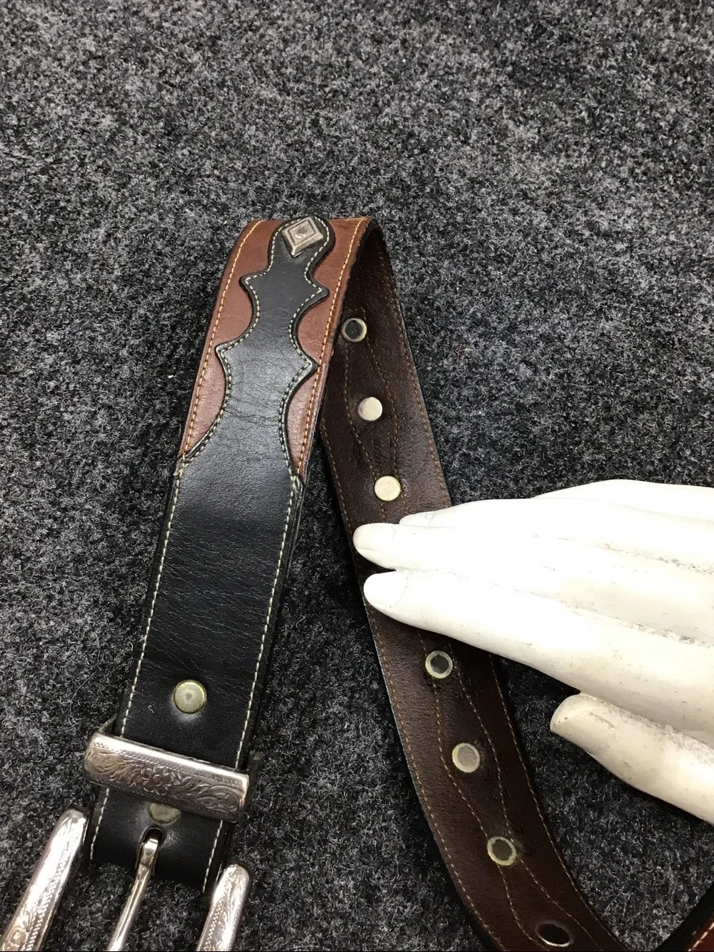 Vintage Nadim two tone leather western belt USA 32 unisex